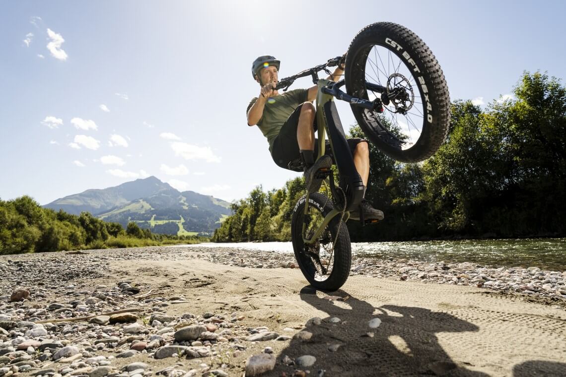 Leader Fox BRASA – 26" / rám 20" (L)